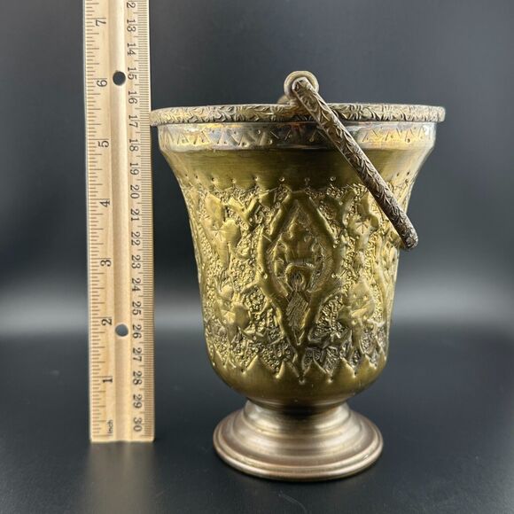 Small Vintage Rustic Brass Metal Bucket with Handle Hand Hammered Decor 5.5" H - Picture 7 of 10